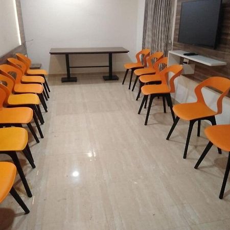 Residenza Adhikrishna Arcade Hotel Erode Ngoại thất bức ảnh